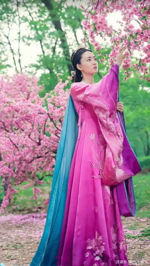 王丽坤七大古装角色,"缪芊芊"最美,"蜘蛛精"妆容雷到我了!