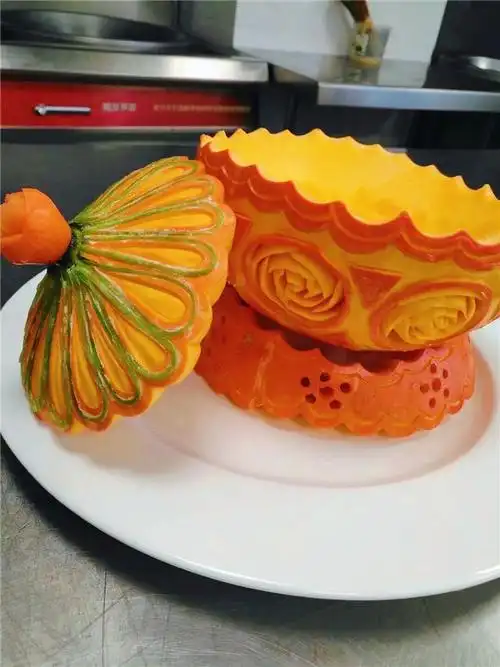 大厨无私分享33款雕刻作品及盘头装饰,值得鉴赏!