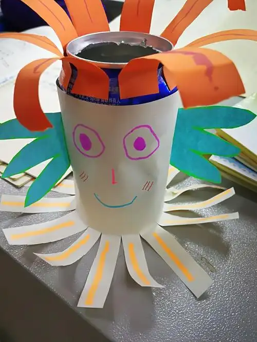 易拉罐空筒小制作5(2)班