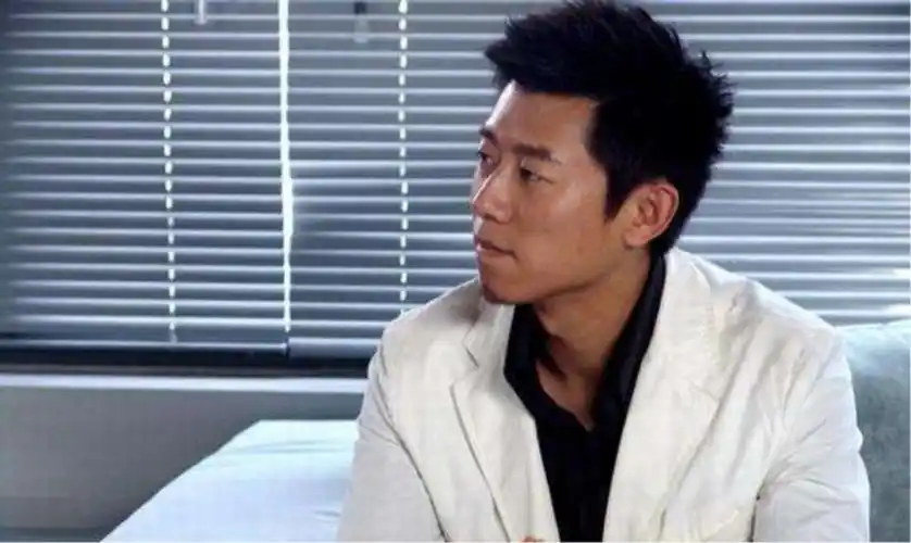 三料影帝夏雨,注定不属于名利场,早已活成了艺术家的