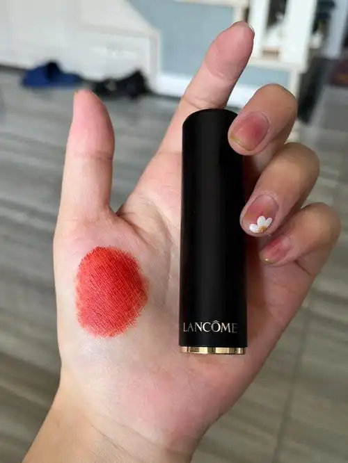 兰蔻196女生必入的一只口红