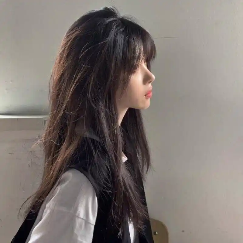 帅气高冷侧颜女头 "努力不是为了感动谁,也不是要做给哪个看,而是要让