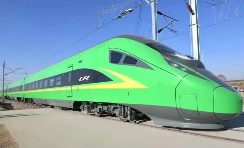 绿巨人动车来了呼和浩特到巴彦淖尔只需3小时20分