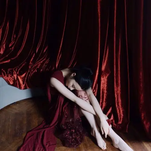 莫欢の 女生头像/杂 图源贴吧 二传注明