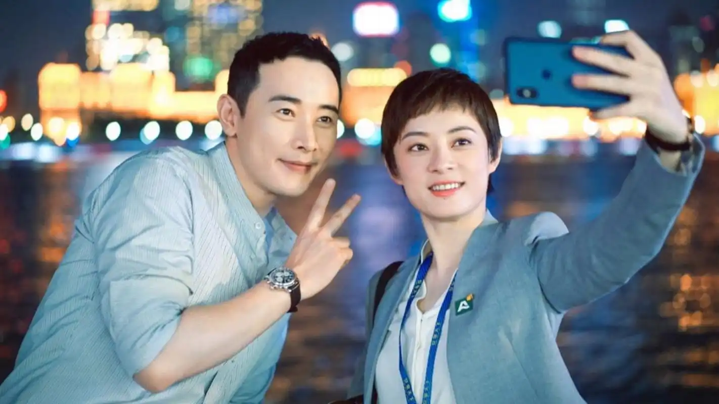 突然刷到孙俪罗晋《卖房子的人》杀青,以为是一部新剧出炉,谁想到竟然