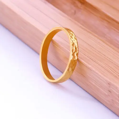 素圈纯金黄金锤纹实心戒指男足足金古法锤铸手饰