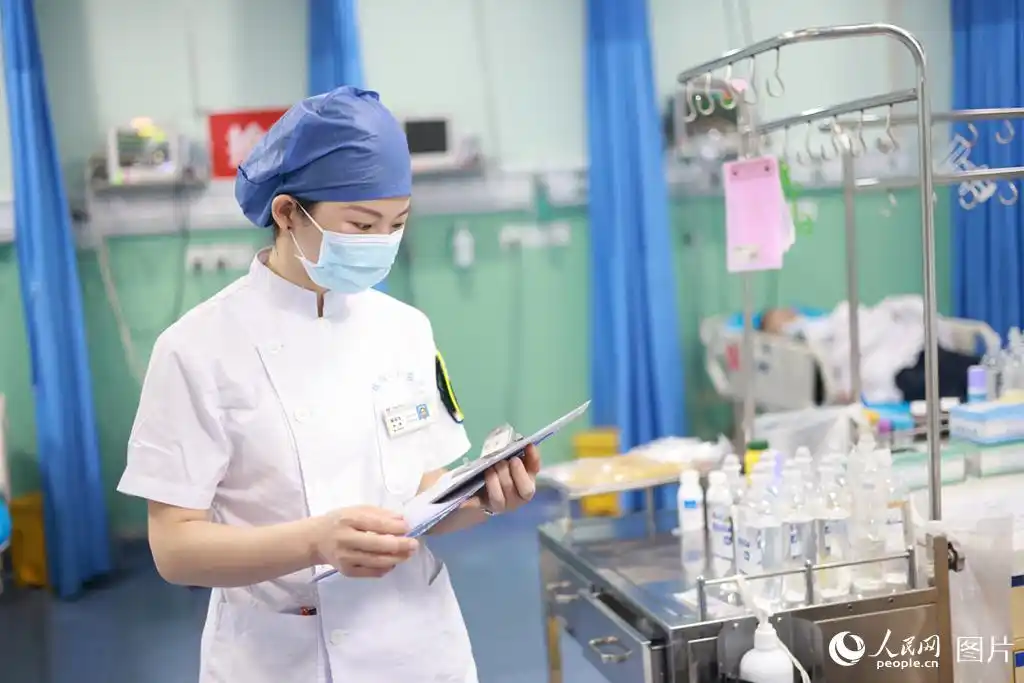 90后急诊科护士的工作日常