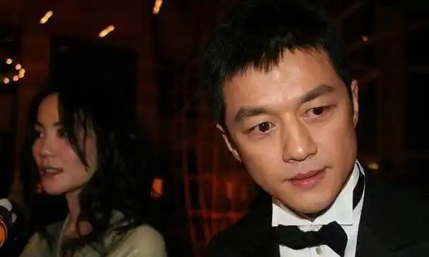 李亚鹏仍然富贵!