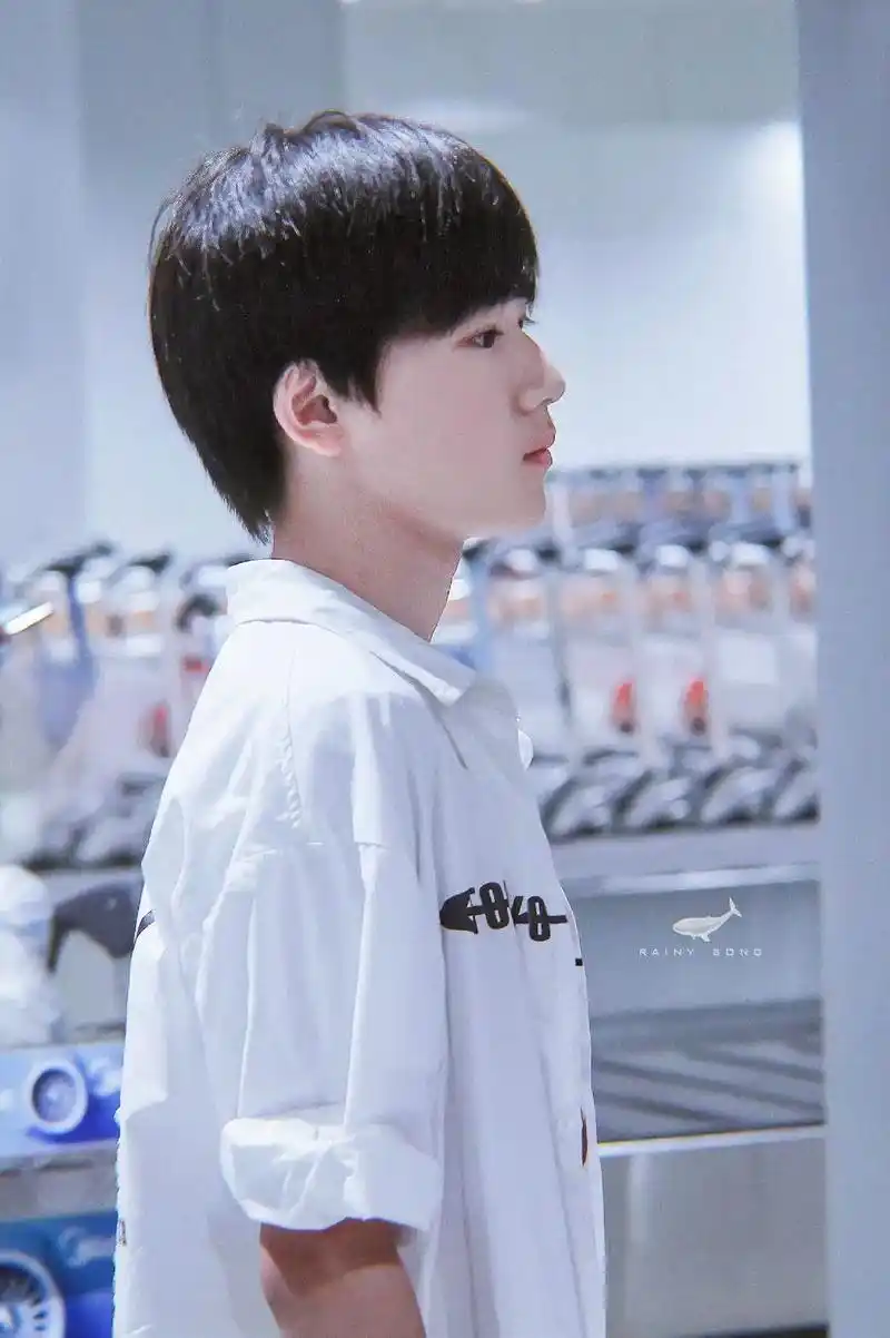 宋亚轩出道三周年快乐.#宋亚轩 #养成系 #追星 #可狼可奶 - 抖音