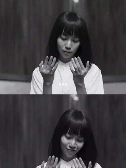 娜诺的标志性笑容,你没看过最后一个算我输_娜诺_禁忌女孩_影视_电视