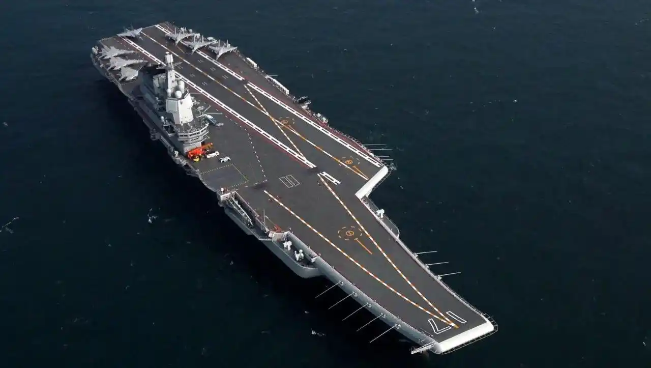 舰载机完成起降测试,航母就会交付海军了?没有想象中那么简单