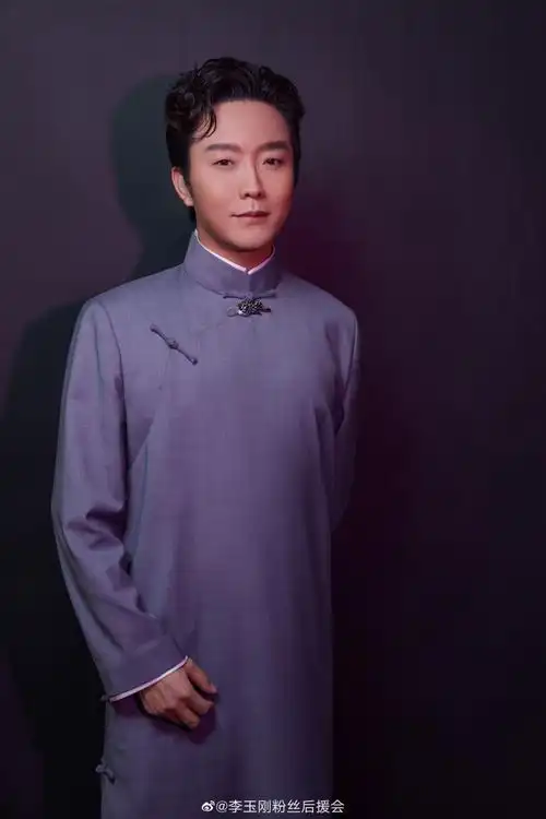 李玉刚神级改编千年等一回##杨坤说乐队没李玉刚不行