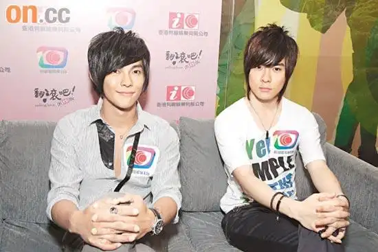 汪东城唐禹哲同房谈心 绯闻情侣闭门聊女孩(图)