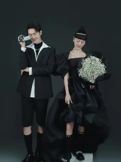 暗黑系甜酷婚纱照95后爱了