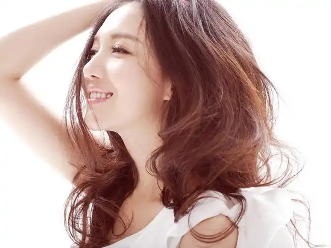 韩雯雯桌面壁纸之性感美女写真