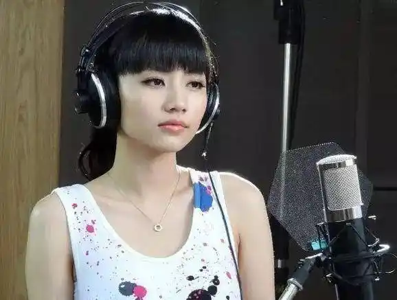 刘惜君_声音_妹子