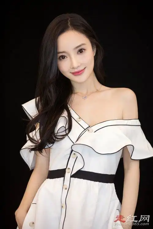 李小璐做头发事件是什么事出了轨男人叫什么名字