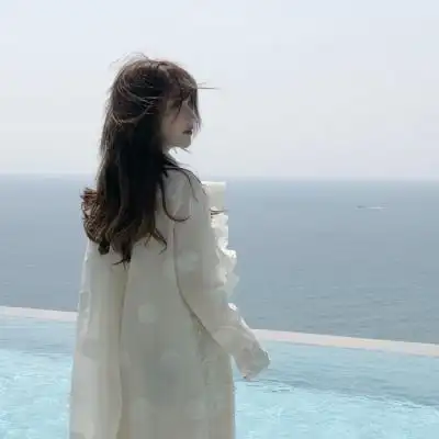 适合30岁女人用的微信头像时间把记忆冲淡