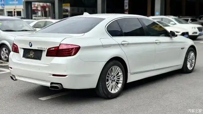 14万多出一台16年宝马5系