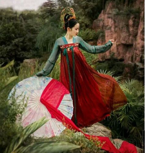 凤歌鸢齐胸襦裙汉服春夏秋冬女装大摆裙绣花齐胸古装女服装仙女