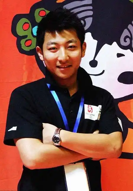 张浩(主持人) 简历 - 名人简历