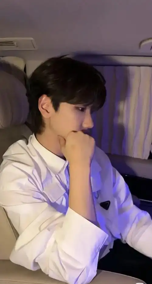 汪苏泷!怎么会!这么帅啊!