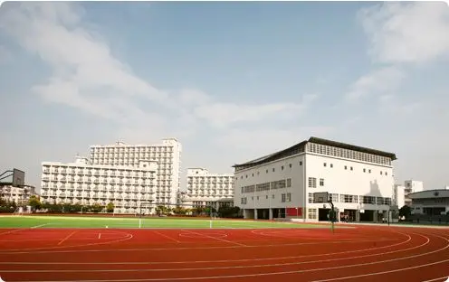 上海市曹杨中学 - 国际部