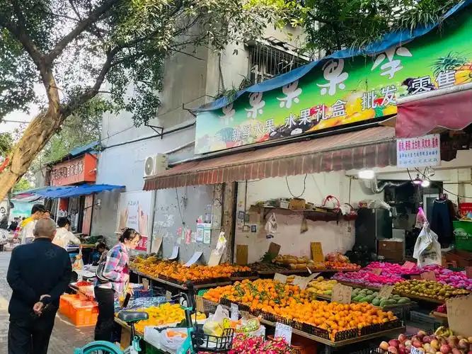 密集住宅 双边街(水果店)年收9万 来电提供产权证,成都郫都犀浦江西街