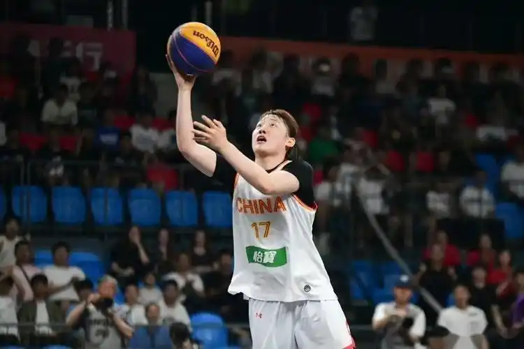 六天五冠女子组第一闽将黄雅玲代表中国u23三人篮球国家队获佳绩