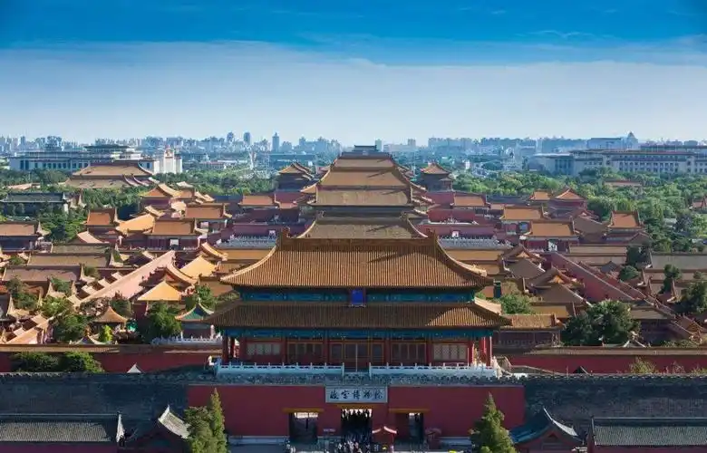 辉煌中国宝,灿烂世文明.