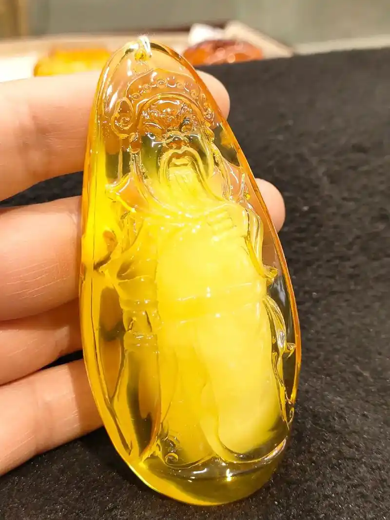 蜜蜡饰品.#琥珀蜜蜡 #蜜蜡 #吊坠挂件 #珠宝首饰 蜜蜡象 - 抖音