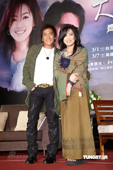 组图齐豫齐秦再战江湖姐弟演绎天使与狼