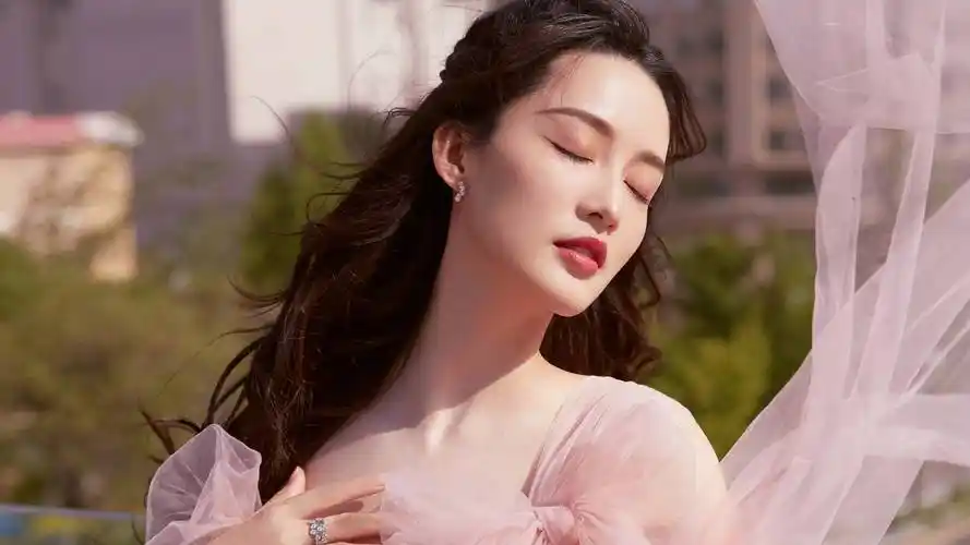 明星点评:刘诗诗,李现,李沁,熊梓淇,赵昭仪,五月天