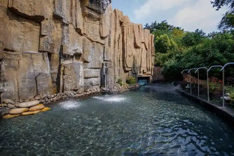 江苏| 南京 汤山紫清湖温泉度假酒店