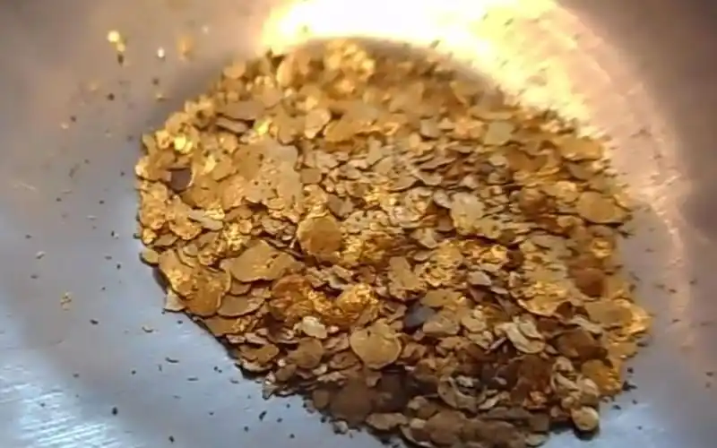 砂金是怎么样被淘出来的