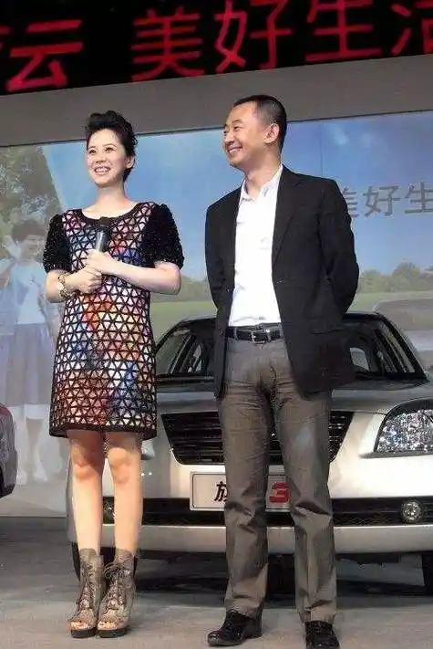 4,海清老公个人资料简介 海清虽然现在非常的有名气,但是刚开始毕业的