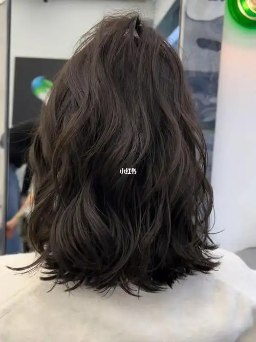 发量少细软女生一定要尝试的烫发蓬松自然