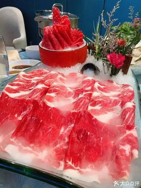 招牌雪花牛肉拼盘图片