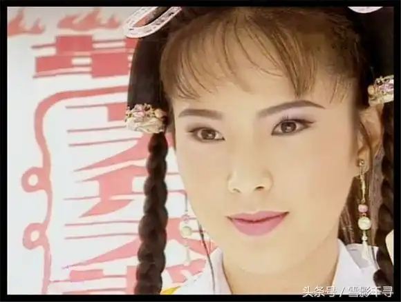 天心曼妙的身材和性感的模样,脸蛋身材保养得宜,白泡泡的嫩肌媲美少女