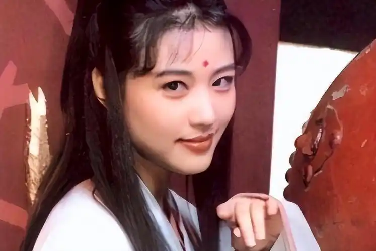 孙兴哽咽悼念周海媚,那版《倚天屠龙记》就数周芷若和杨逍最成功