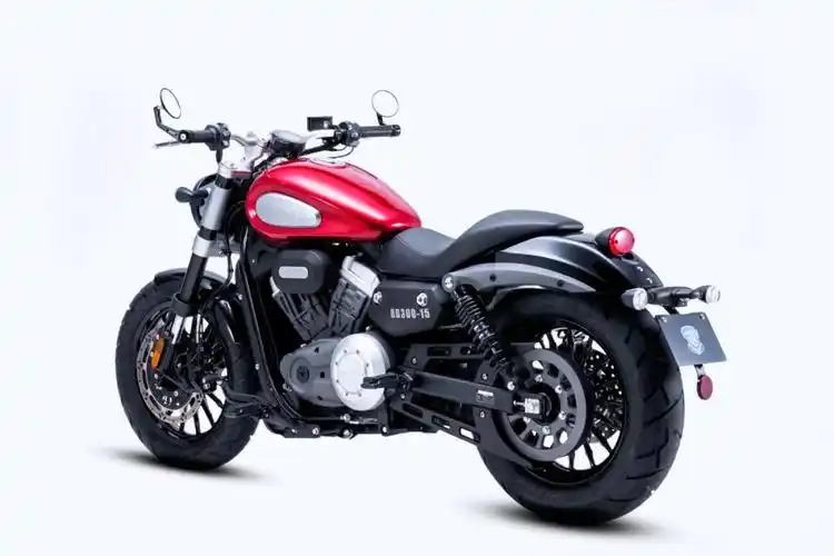 金吉拉300怎么样适合老年人短途摩旅吗