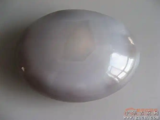 青灰色玛瑙.回答完毕.