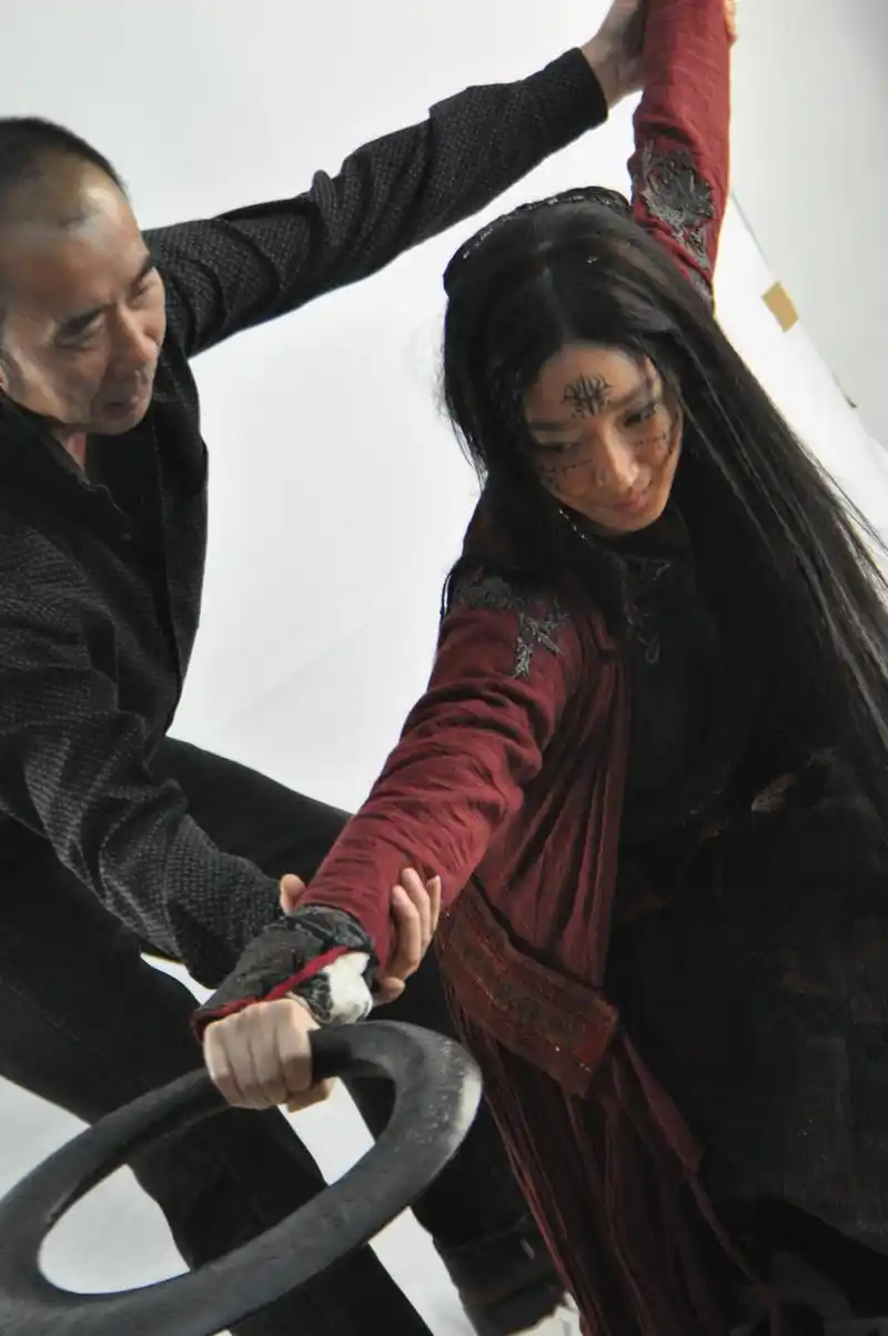 组图:《龙门飞甲》桂纶镁奢华造型恶女附身_高清图集_新浪网