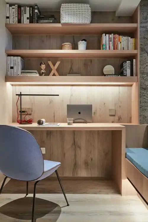 现代简约三居装修书桌架设计14/15