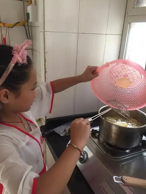 163班钟雅如,美味土豆片