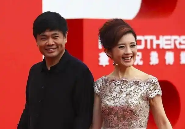 现在的许戈辉和老公丁健,有了一个非常可爱的女儿.