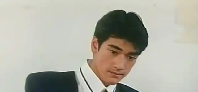 好美啊18岁的林心如在学校霸王演校花简直迷倒了一大片