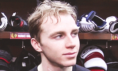 国外帅哥微笑gif动图_动态图_表情包下载_soogif