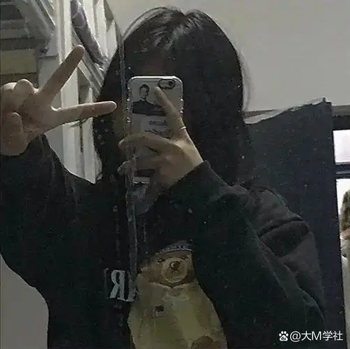 分手后用的失恋头像.#失恋##优质女头