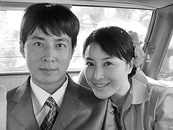 情侣于洋王雅捷《灯火黄昏》演夫妻